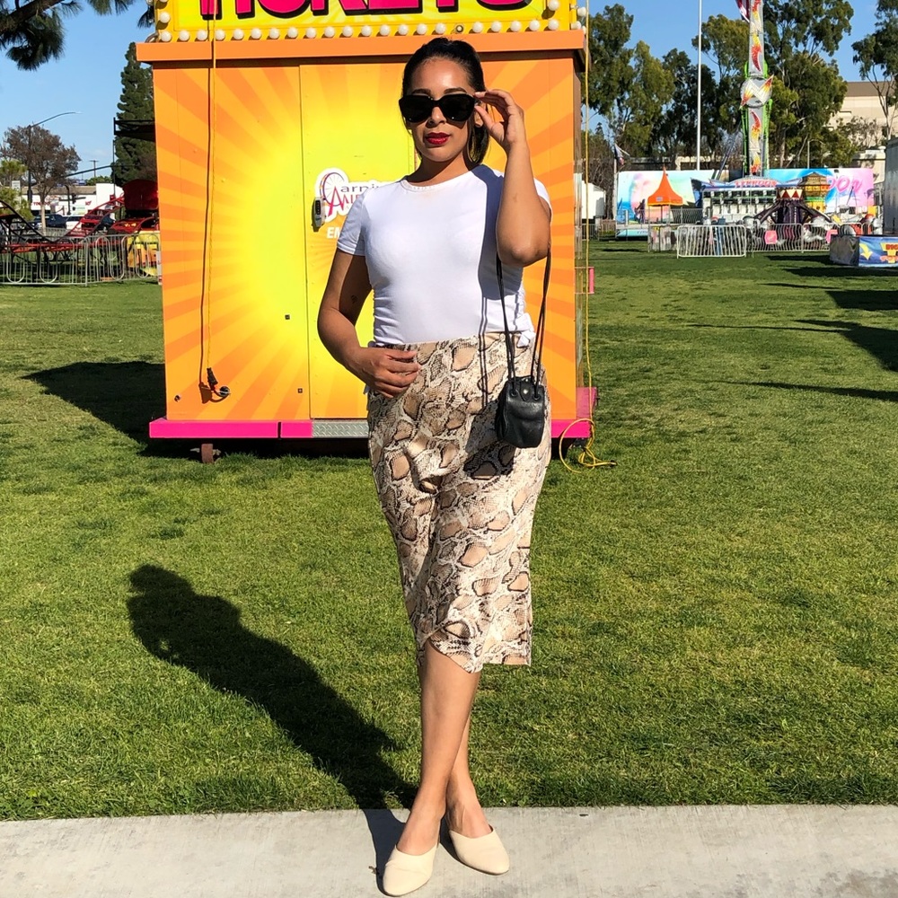 🎉 SALE! Snakeskin Print Midi Skirt - Picture 6 of 12